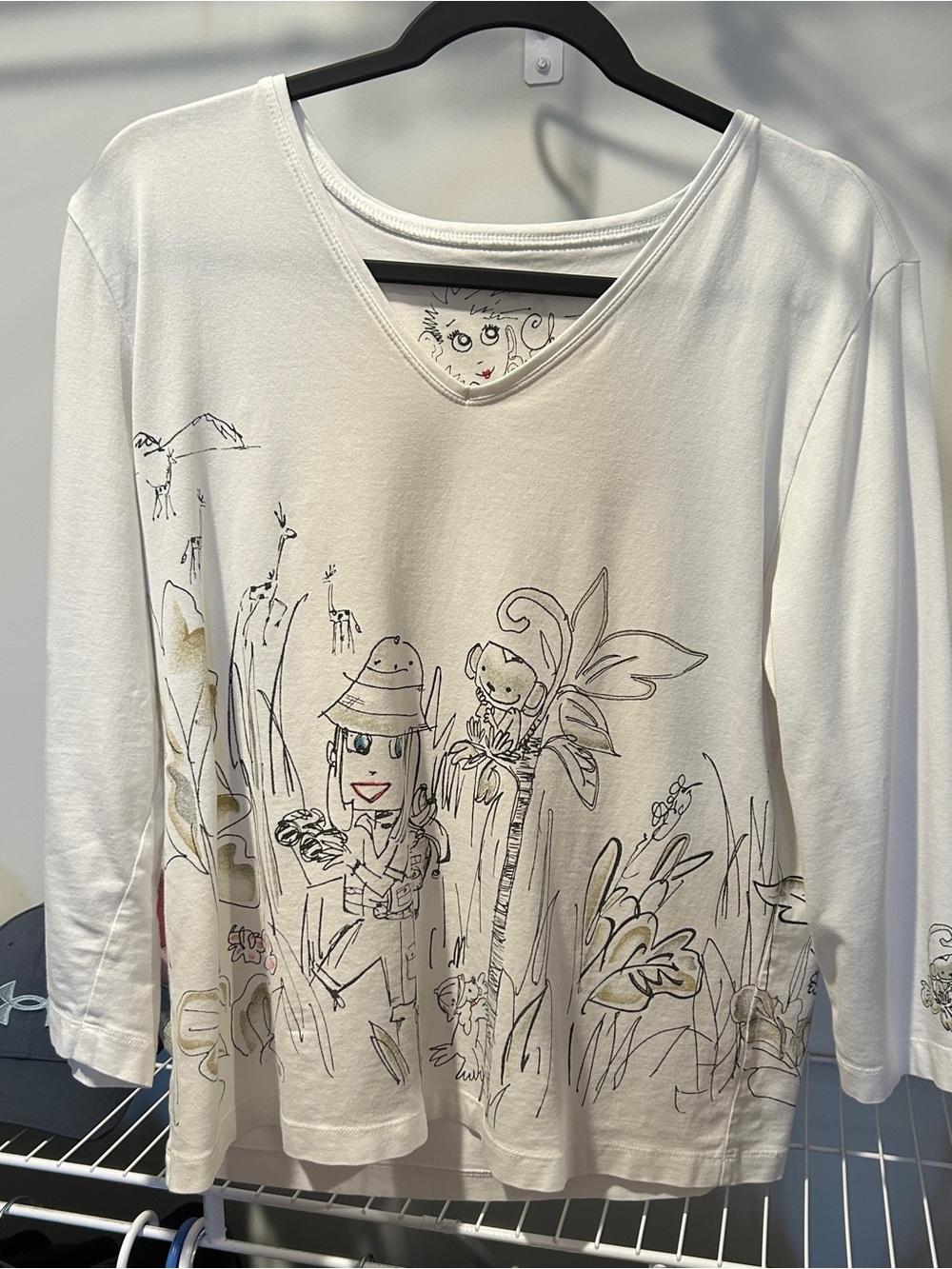 Chico’s vintage Chat Tee White graphic Top size 2
